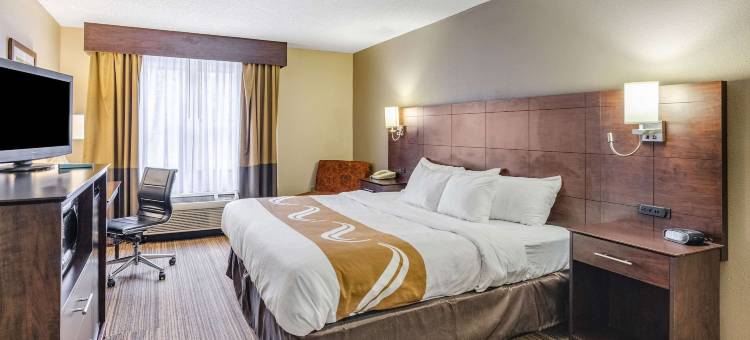 拉福德-西布莱克斯堡I-81品质酒店(Quality Inn Radford-West Blacksburg I-81)图片