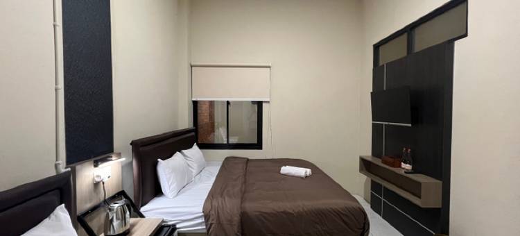 三宝垄布伦酒店红门合作(Brenn Hotel Semarang Mitra Reddoorz)图片