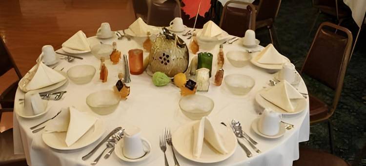 小瀑布旅行者之家套房汽车旅馆(Rodeway Inn)图片