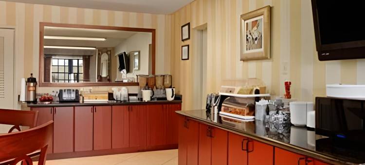 门罗西速8酒店(Super 8 by Wyndham Monroe West)图片