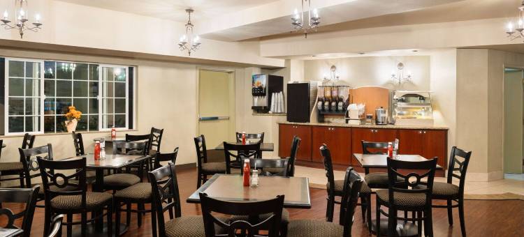 Hotel Marguerite Anaheim/Garden Grove, Trademark Collection图片