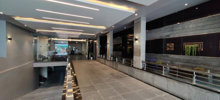 泊署皇家贝扎酒店(Park Signature Hotels - Royal Benza)图片