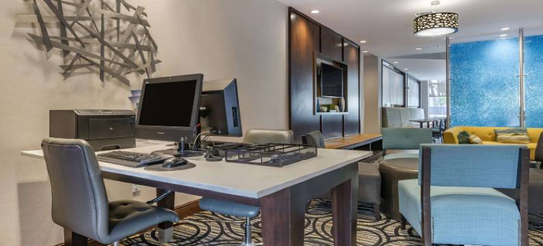 舒适套房酒店-罗德岱堡机场南游艇港(Comfort Suites Fort Lauderdale Airport South & Cruise Port)图片