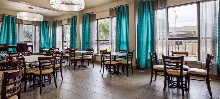 凯隆波因特酒店 - 近医疗中心(Clarion Pointe Near Medical Center)图片