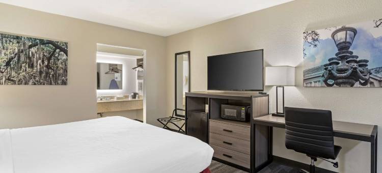 亚历山德里亚贝斯特韦斯特套房酒店及会议中心(Best Western of Alexandria Inn  Suites  Conference Center)图片