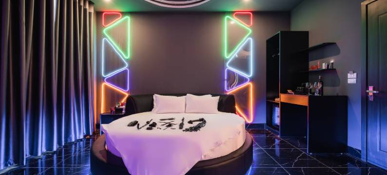 X Sense Love Hotel图片