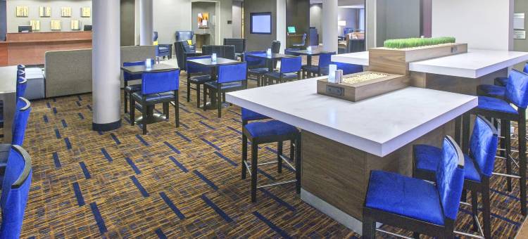 蒙哥马利普拉特维尔万怡酒店(Courtyard by Marriott Montgomery Prattville)图片