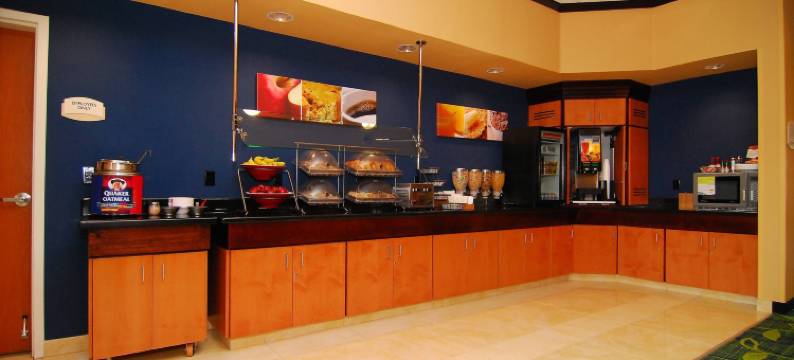 特哈查比万枫酒店(Fairfield Inn & Suites Tehachapi)图片