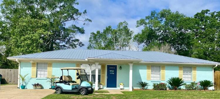 Mermaid Dreams: Spacious 3 Bedrooms 2.5 Bath with Pool All in Golf Cart District图片