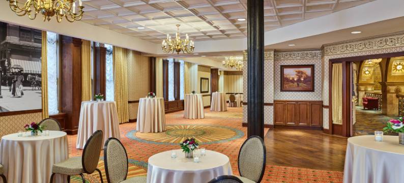 布朗皇宫温泉酒店(傲途格精选连锁酒店)(The Brown Palace Hotel and Spa, Autograph Collection)图片