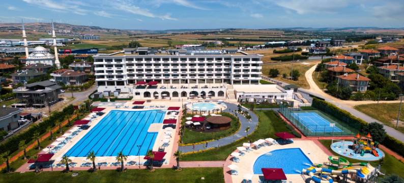 维亚达带赫姆锡利夫里华美达广场酒店(Ramada Plaza by Wyndham Silivri)图片