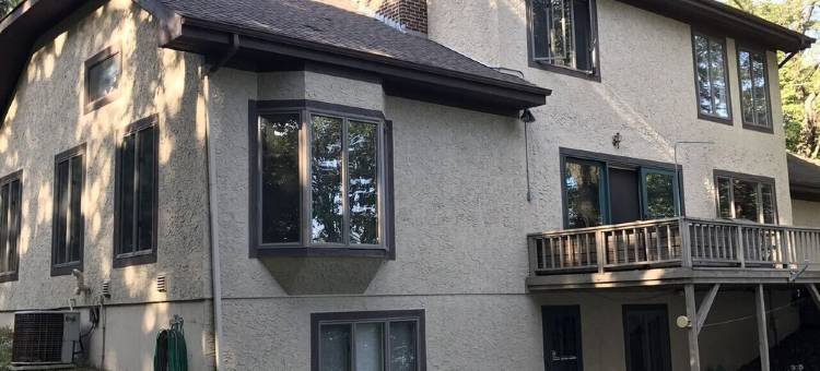 Silent Lake - Peaceful Fall Tree Color Destination Luxury Vacations Autumn 2026图片