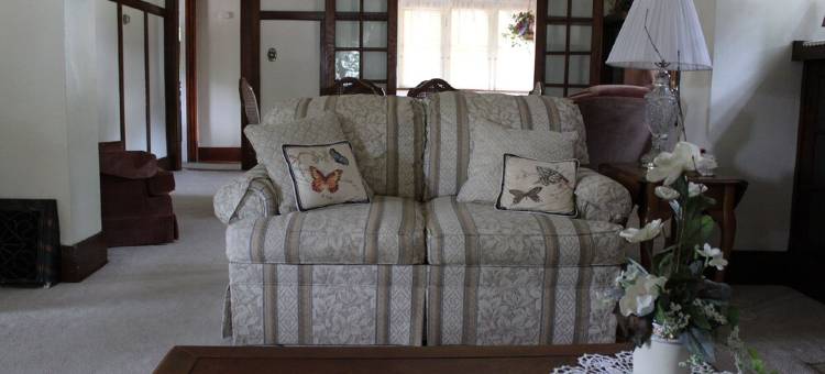 Welcome to Grandma's House! I'd love to host your family&friends! 2 night min!图片