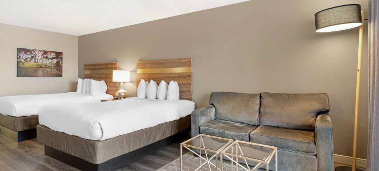 雪松贝斯特韦斯特酒店(Best Western Cedar Inn  Suites)图片