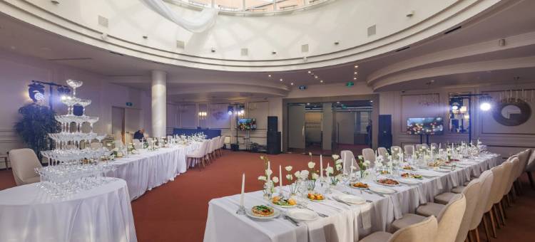中庭宫殿酒店(Atrium Palace Hotel)图片
