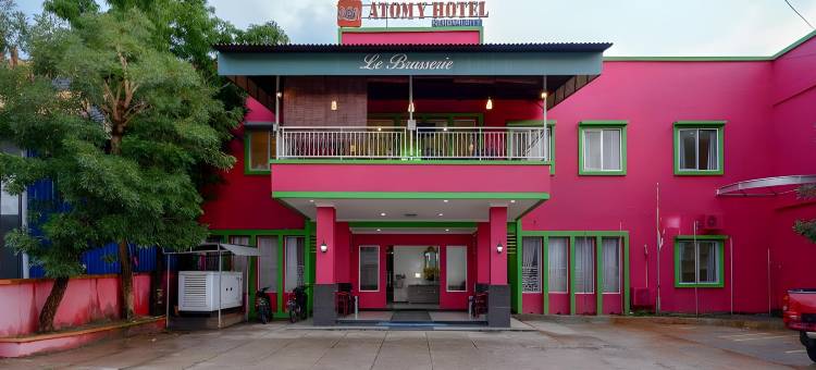 RedDoorz邻近Citraland水上公园Kendari(RedDoorz Near Citraland Waterpark Kendari)图片