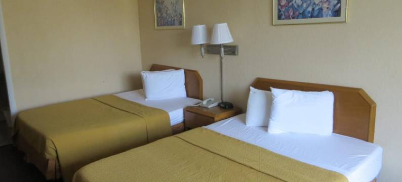 金斯波特阿美里科特酒店和会议中心(Americourt Extended Stays)图片