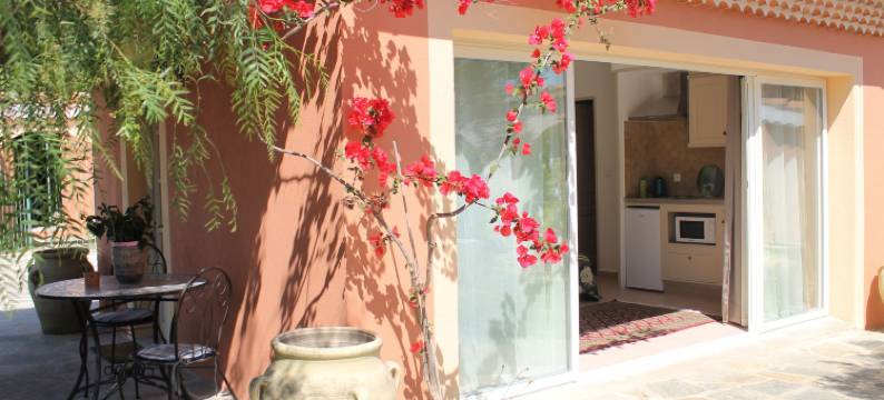 克洛斯橄榄度假屋(Chambres d'hôtes le Clos des Oliviers)图片