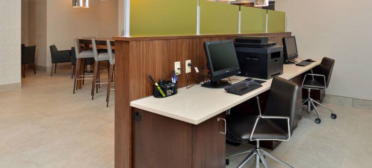 智选假日套房酒店圣路易斯西奥法隆(Holiday Inn Express & Suites ST. Louis West-O'Fallon)图片