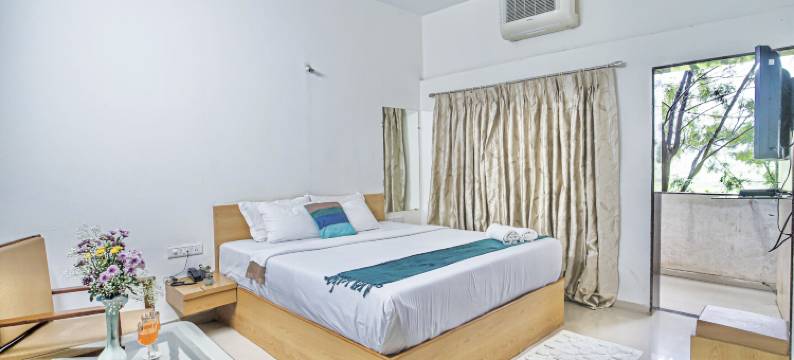 拉贾斯坦拉贾瓦迪酒店及餐厅(Rajasthani Rajwadi Hotel & Restaurant)图片