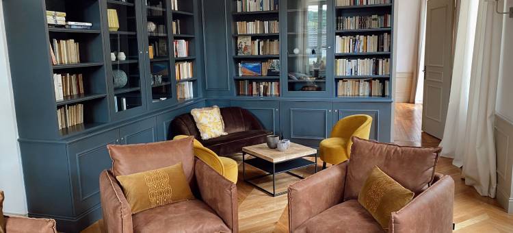 维拉蒙特庄园(Manoir de Villamont)图片