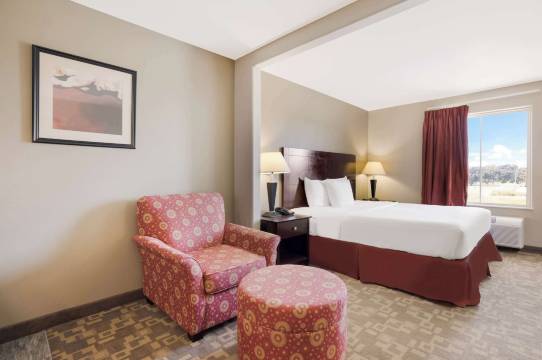 伯威克 - 摩根城郊区开放式客房酒店(Suburban Studios Berwick - Morgan City)