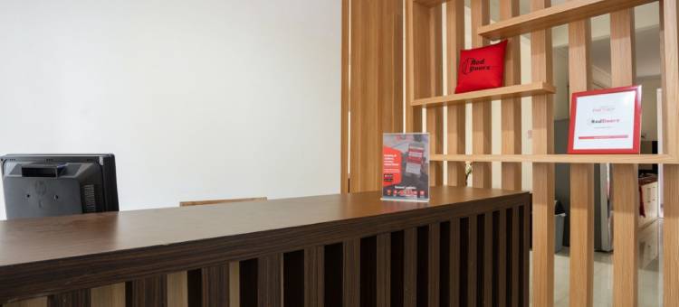 红门酒店-近西罗亚卡拉瓦奇(RedDoorz Plus near Siloam Karawaci)图片