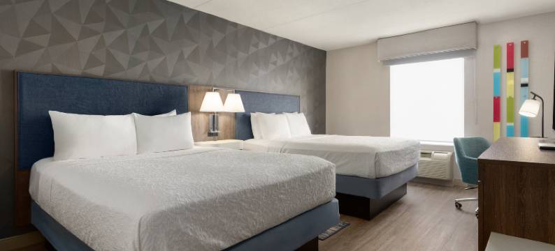 纳帕尼希尔顿欢朋酒店(Hampton Inn by Hilton Napanee)图片