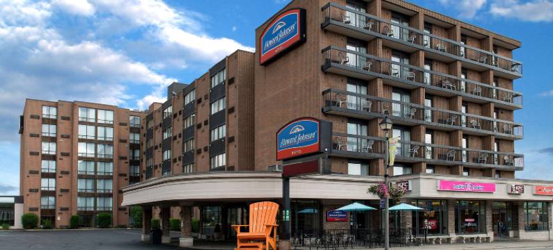尼亚加拉瀑布豪生酒店(Howard Johnson Plaza by Wyndham by the Falls / Niagara Falls)图片