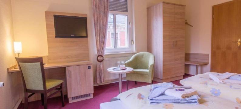 乌尔曾珀斯特酒店(Hotel Zur Post in Wurzen)图片