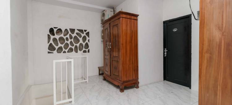 库尔科斯特伊斯兰酒店-近宾塔罗加亚交易所(KoolKost Syariah Near Bintaro Jaya Xchange)图片