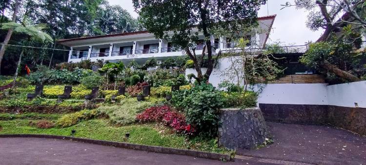 Urbanview near Pasir Angin Hotel图片