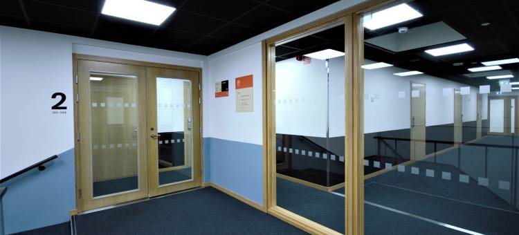 瓦尔考斯弗里农公寓酒店(Forenom Aparthotel Varkaus)图片