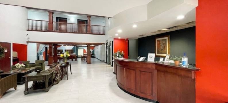 格兰德威斯塔套房酒店(Grand Vista Hotel & Suites)图片