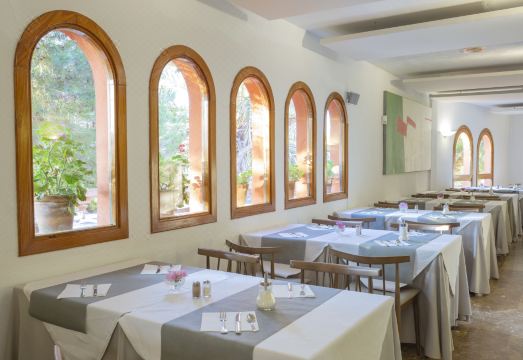 Es Baulo Petit Hotel Hotel Overview