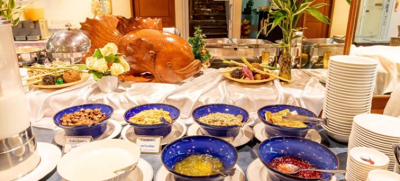 瑟普莱海滩酒店(Thipurai Beach Hotel)图片