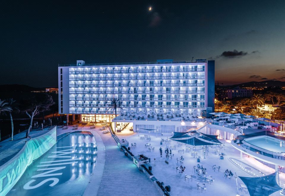 The Ibiza Twiins - Hotel Overview
