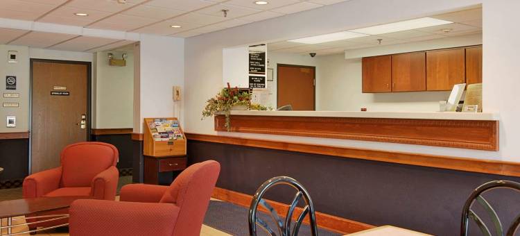 曼彻斯特机场速8酒店(Super 8 by Wyndham Manchester Airport)图片