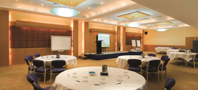 湖口海滨盛橡套房酒店(Oaks the Entrance Waterfront Suites)图片