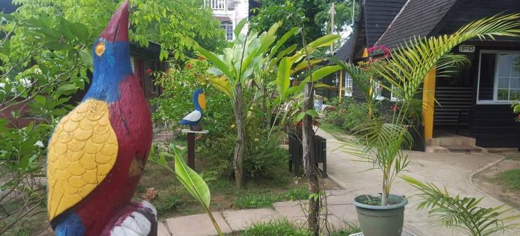 萤火虫海滩秘密小屋酒店(Secret Cabins at Firefly Beach)图片