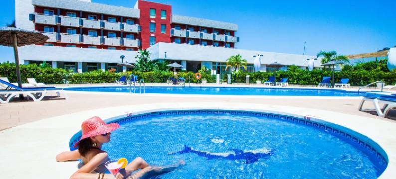 蒙特拉广场酒店(Hotel Montera Plaza)图片