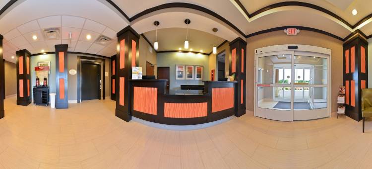 霍尔马克开间(Hallmarc Studios)图片