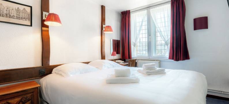 莱斯托鲁帕酒店(Hôtel les Trois Luppars)图片