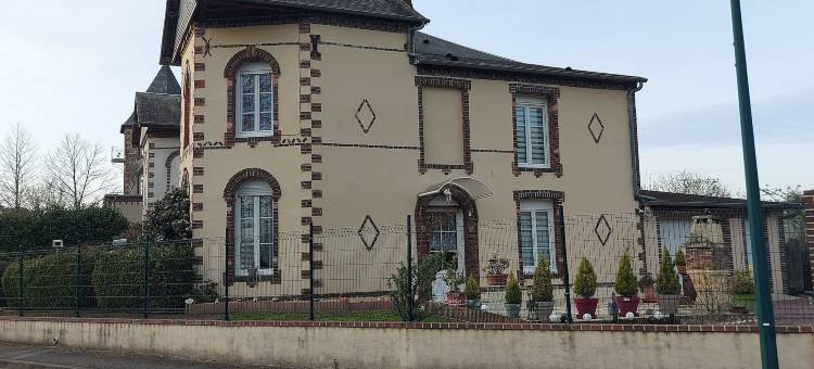 Maëlla别墅 - 膳宿公寓(Villa Maëlla en Normandie- Chambres Tout Confort - Spa)图片