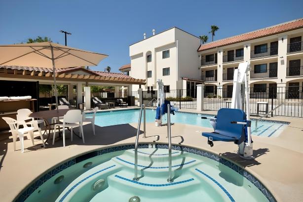 Hotel Huntington Hotel Overview