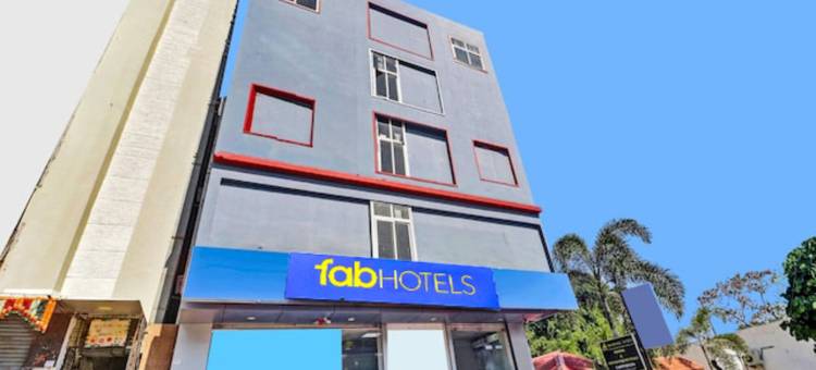 Fabexpress Broholic 套房(FabExpress Broholic Suites - Nr Jntu Kukatpally)图片