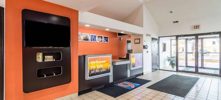 6号哈维汽车旅馆(Motel 6 Harvey, IL)图片