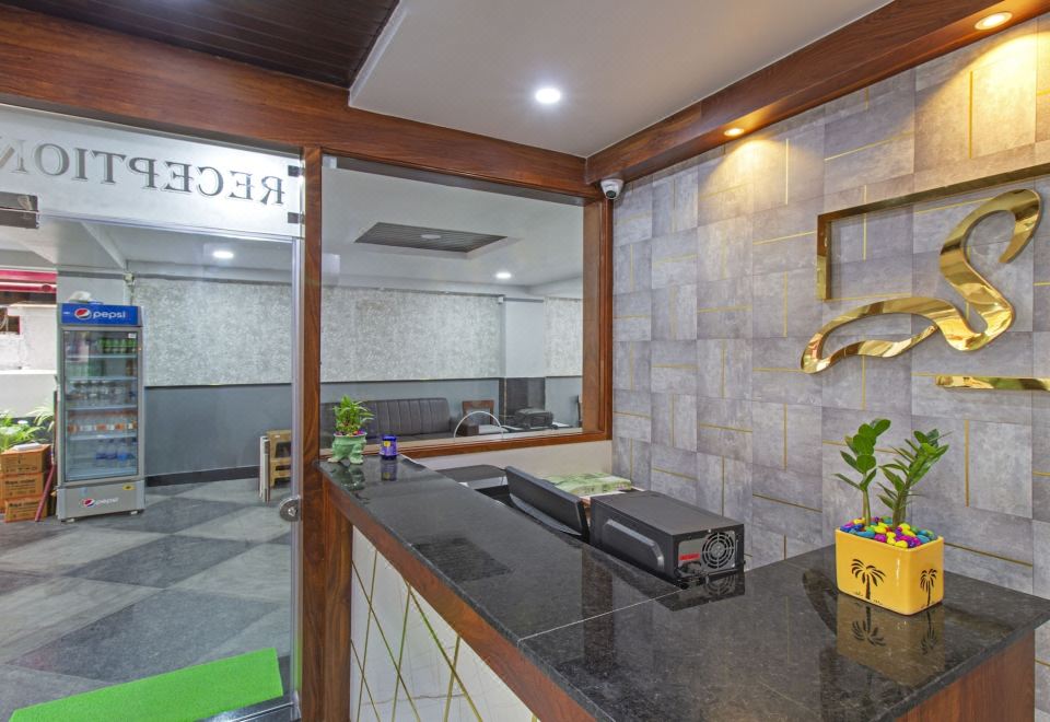 Treebo Abhi Suites, 400 M from Guntur Junction Hotel Overview