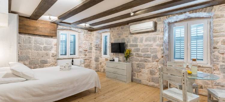 4 stars Stone Walls' - Sunny, cozy Studio right in the centre of Split图片