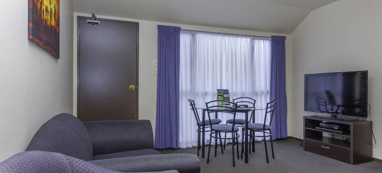 里卡顿迪恩斯布什汽车旅馆(Deans Bush Motel)图片
